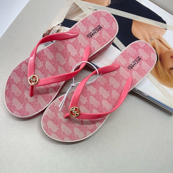 (new+tag) Michael Kors Bedford sandals wedges pink monogram size 8 and 10 - Picture 11 of 11